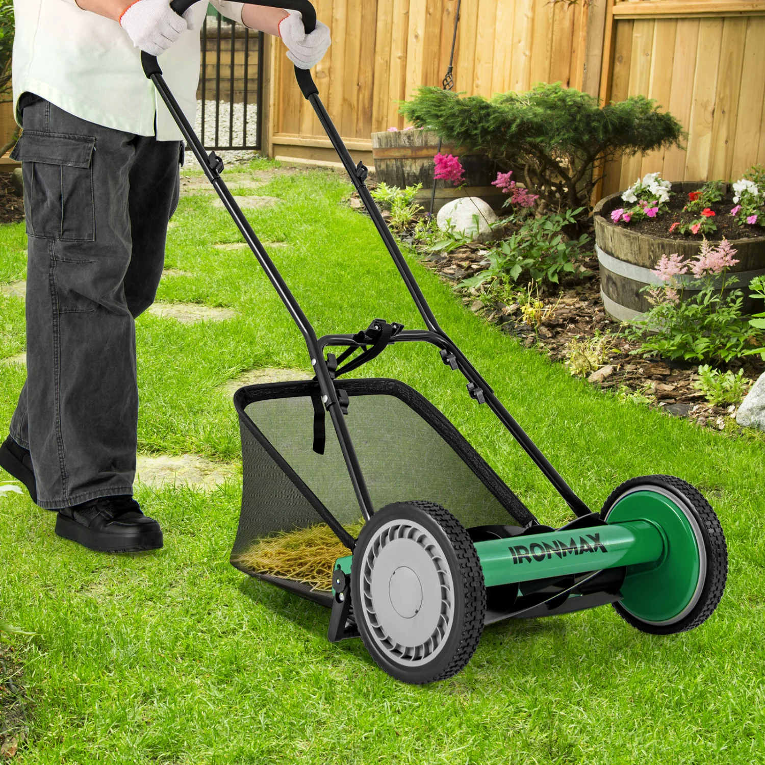 16 Inch Push Lawn Mower, 5 Steel Blades, Grass Catcher Bag, Green - Image 2