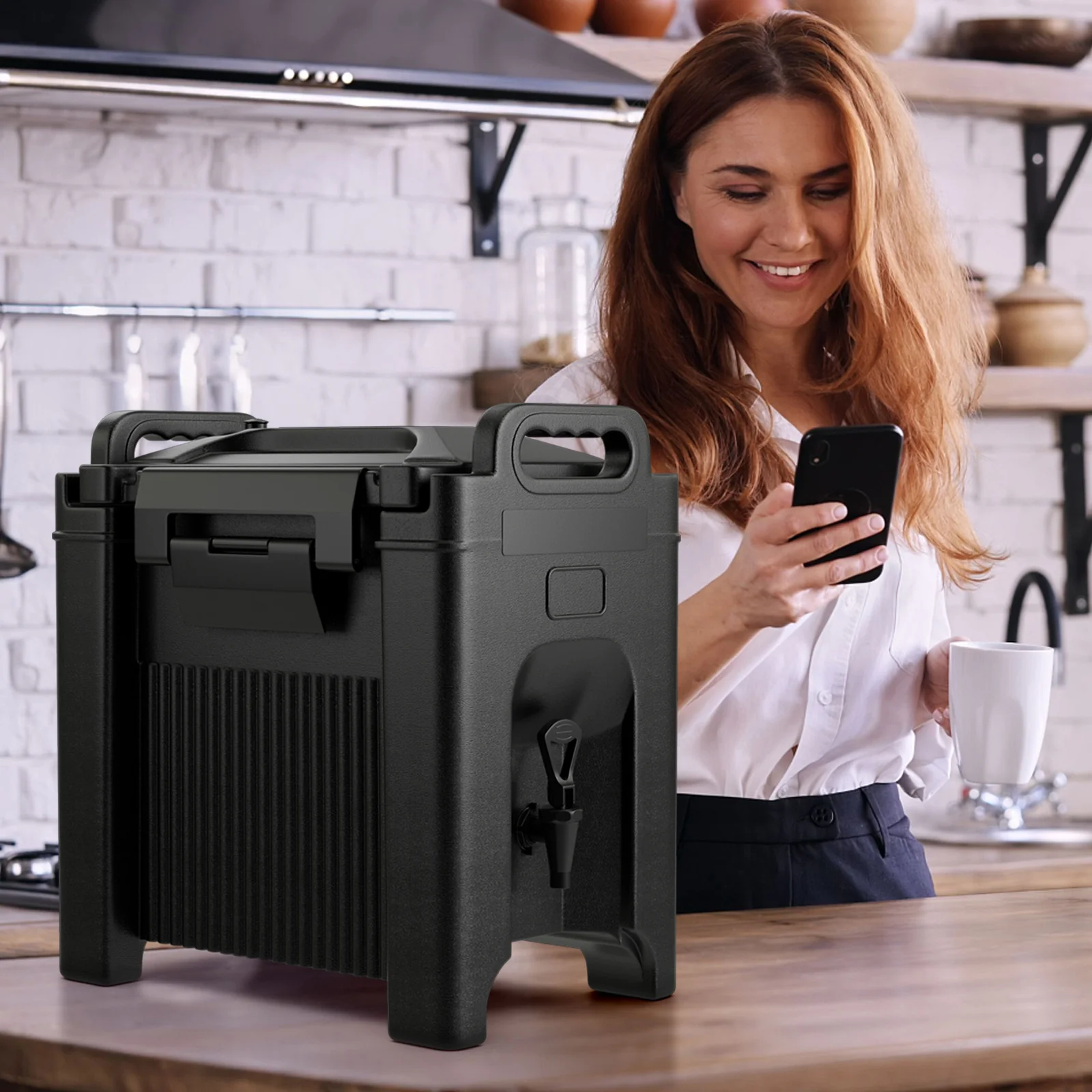 2.5 Gallon Insulated Beverage Dispenser, Black - Image 3