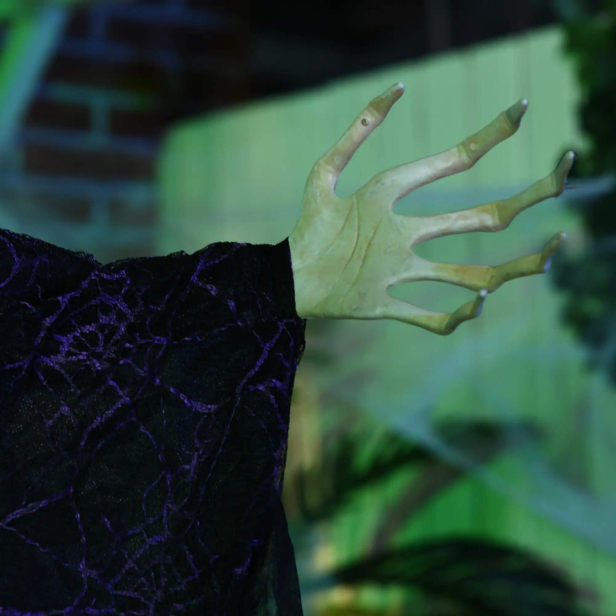 6' Life Size Witch Halloween Decoration, Light Up Eyes, Black - Image 9