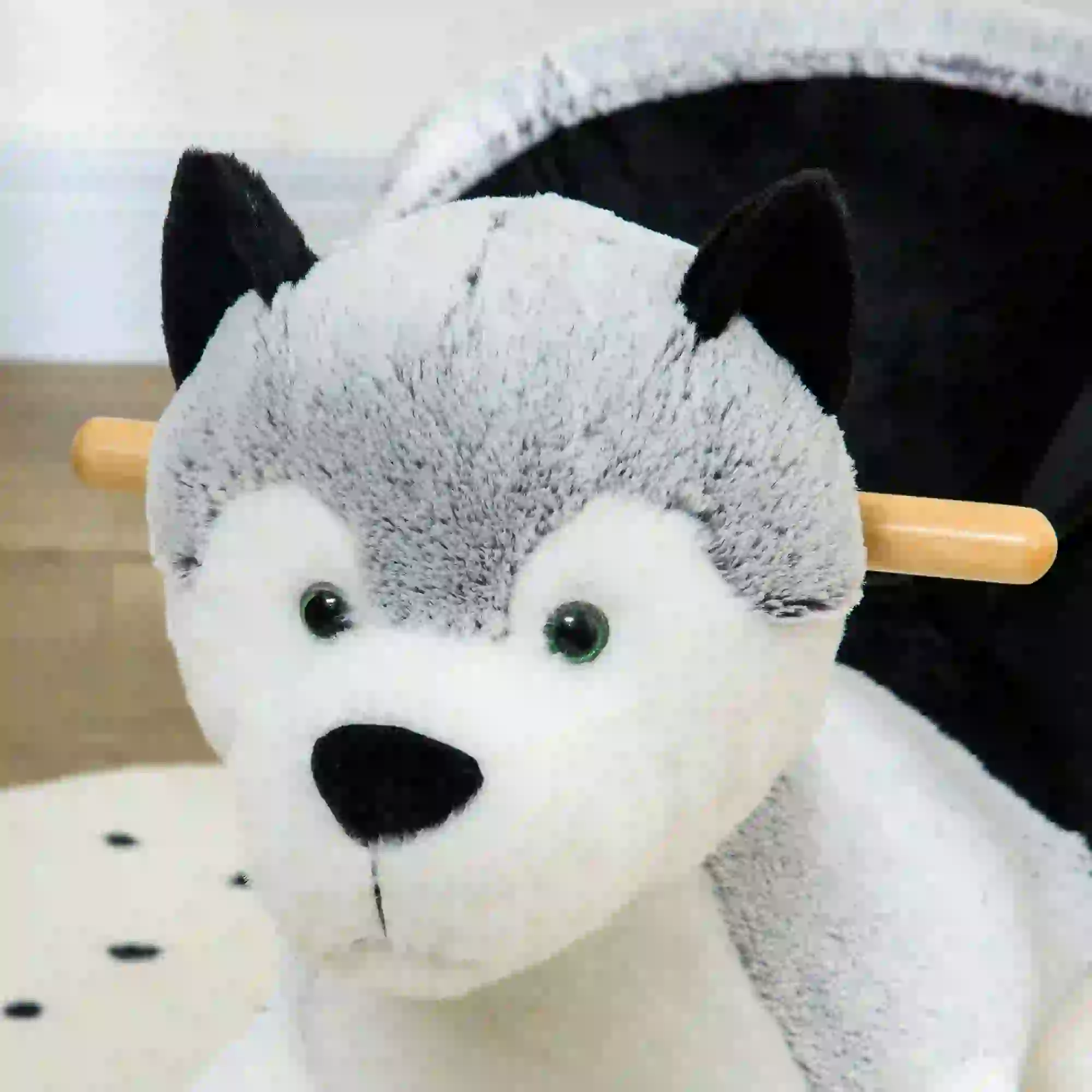 Kids Rocking Horse, Husky Plush Ride on Toy, Wooden Base, Seat Belt, 18-36 Months, Grey - Image 9