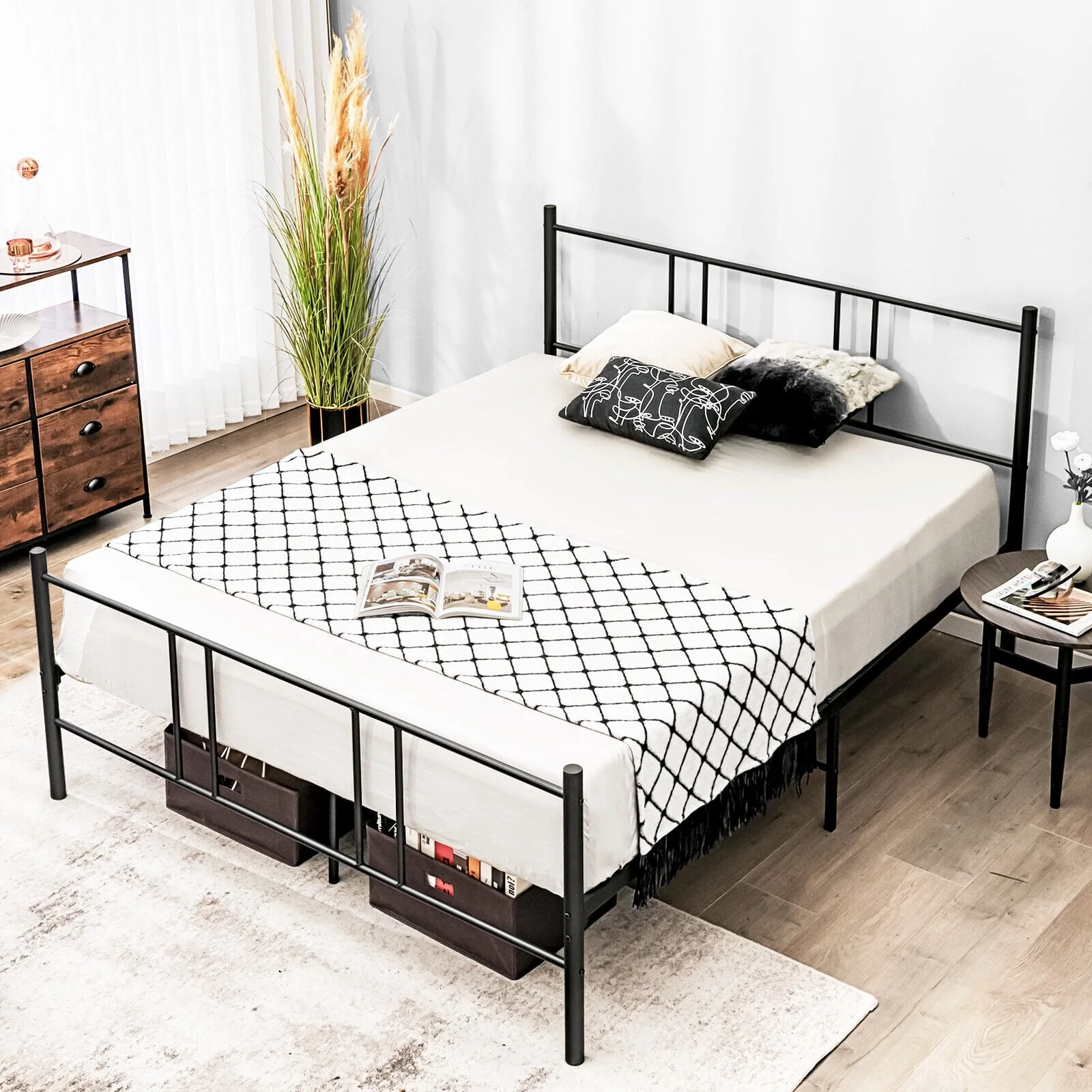 Queen Size Platform Bed Frame With High Headboard, Black - Image 2